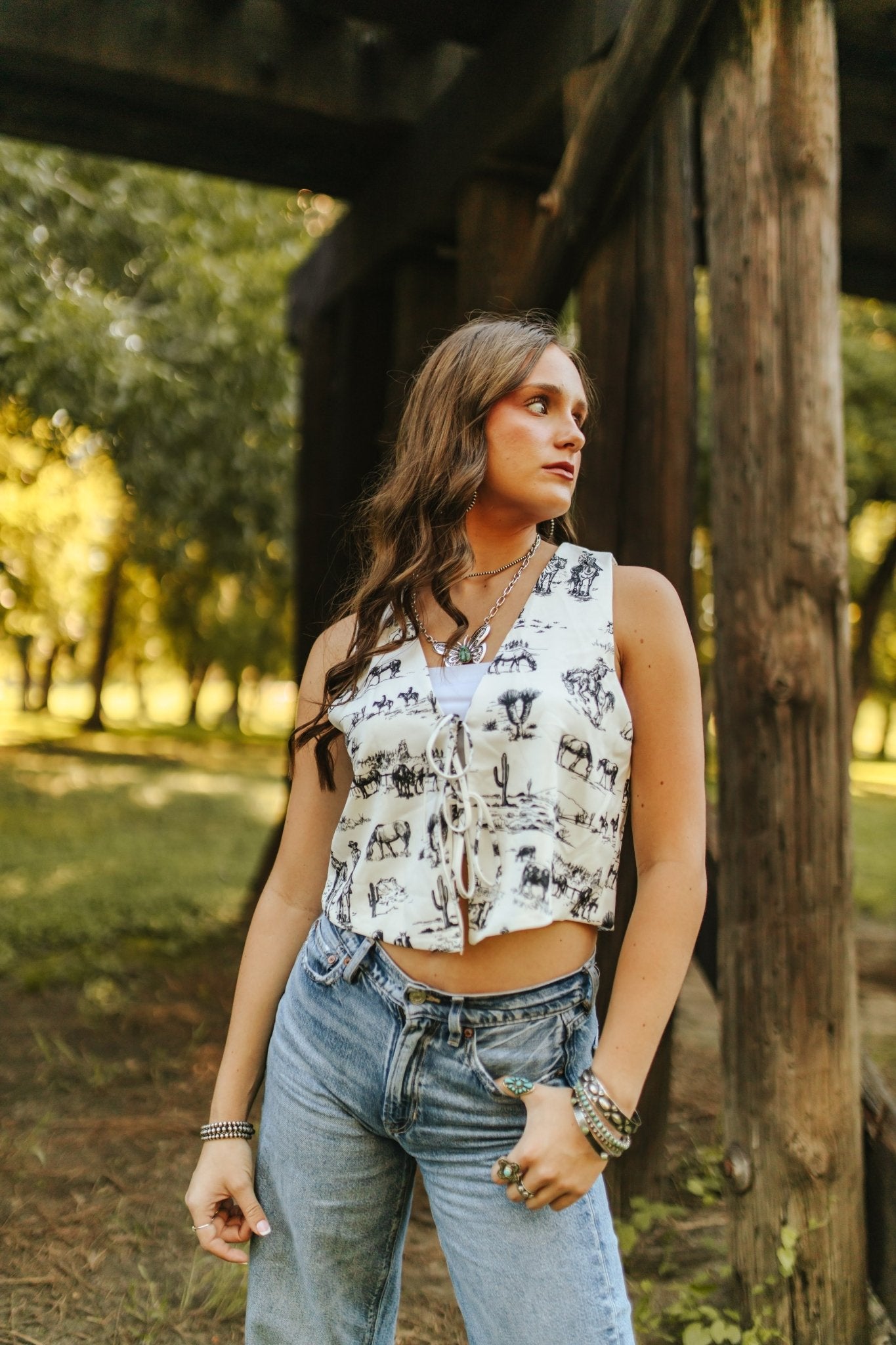 Desert Scene Front Tie VestS