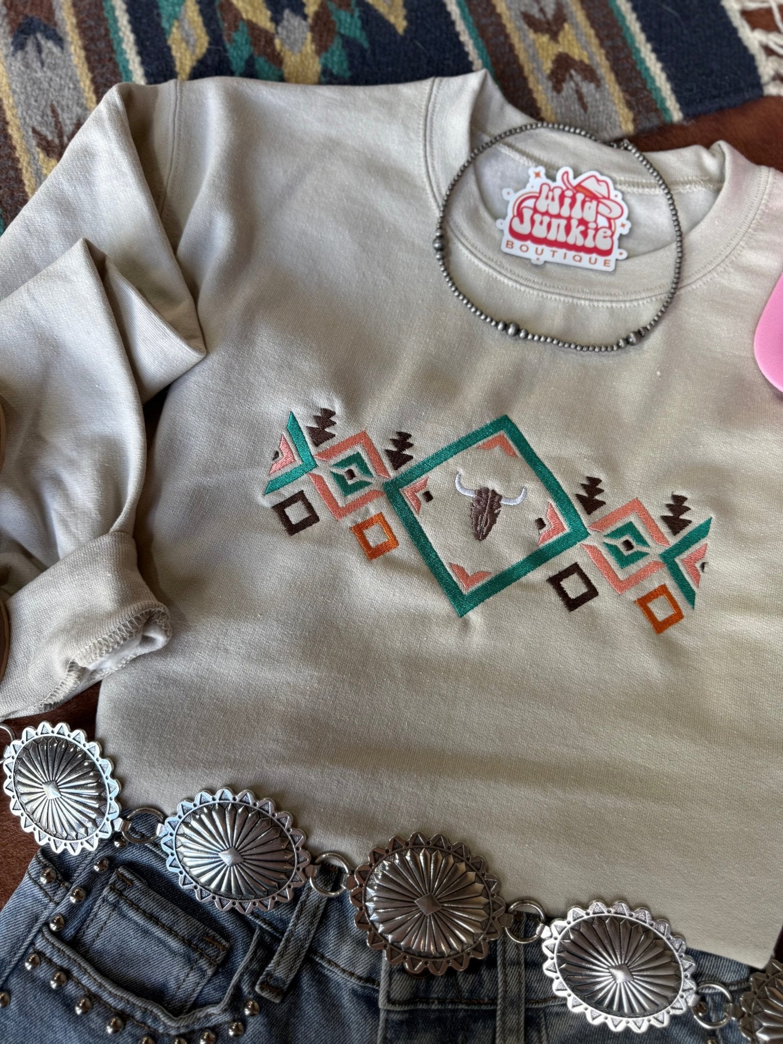 Steer Aztec Embroidered SweatshirtS