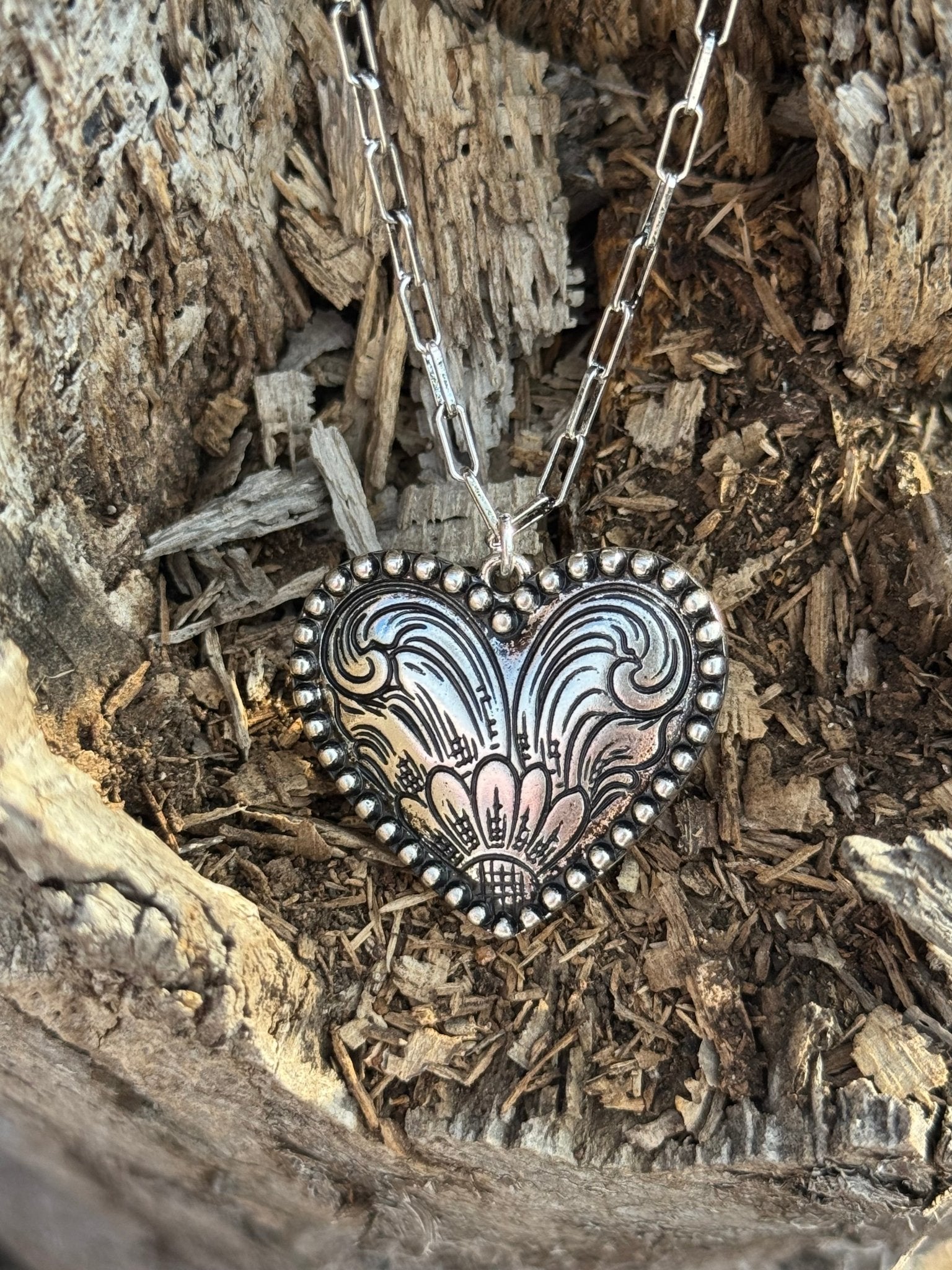 Western Etched Heart Necklace
