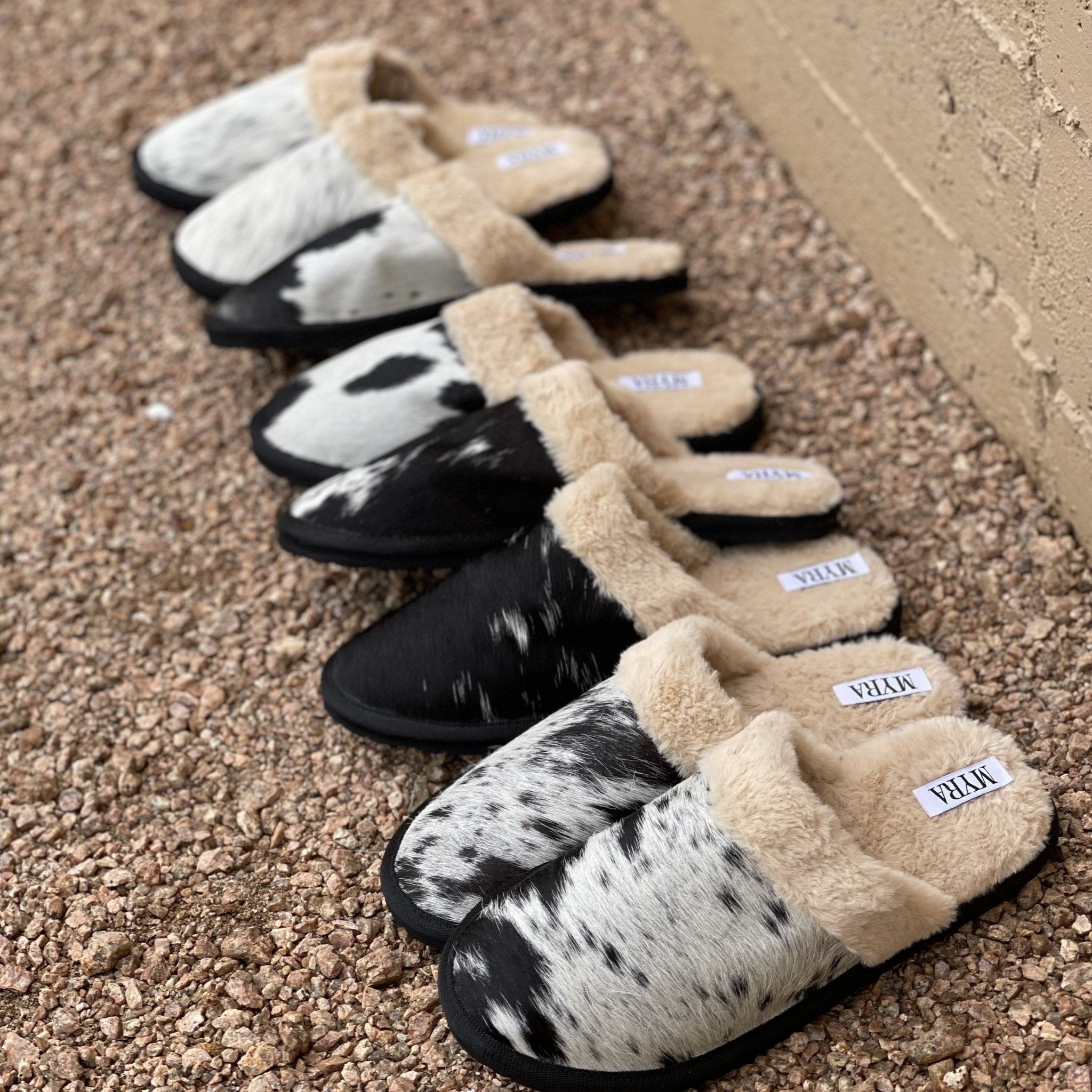 Authentic Cowhide Slippers - Salt & PepperBlack6