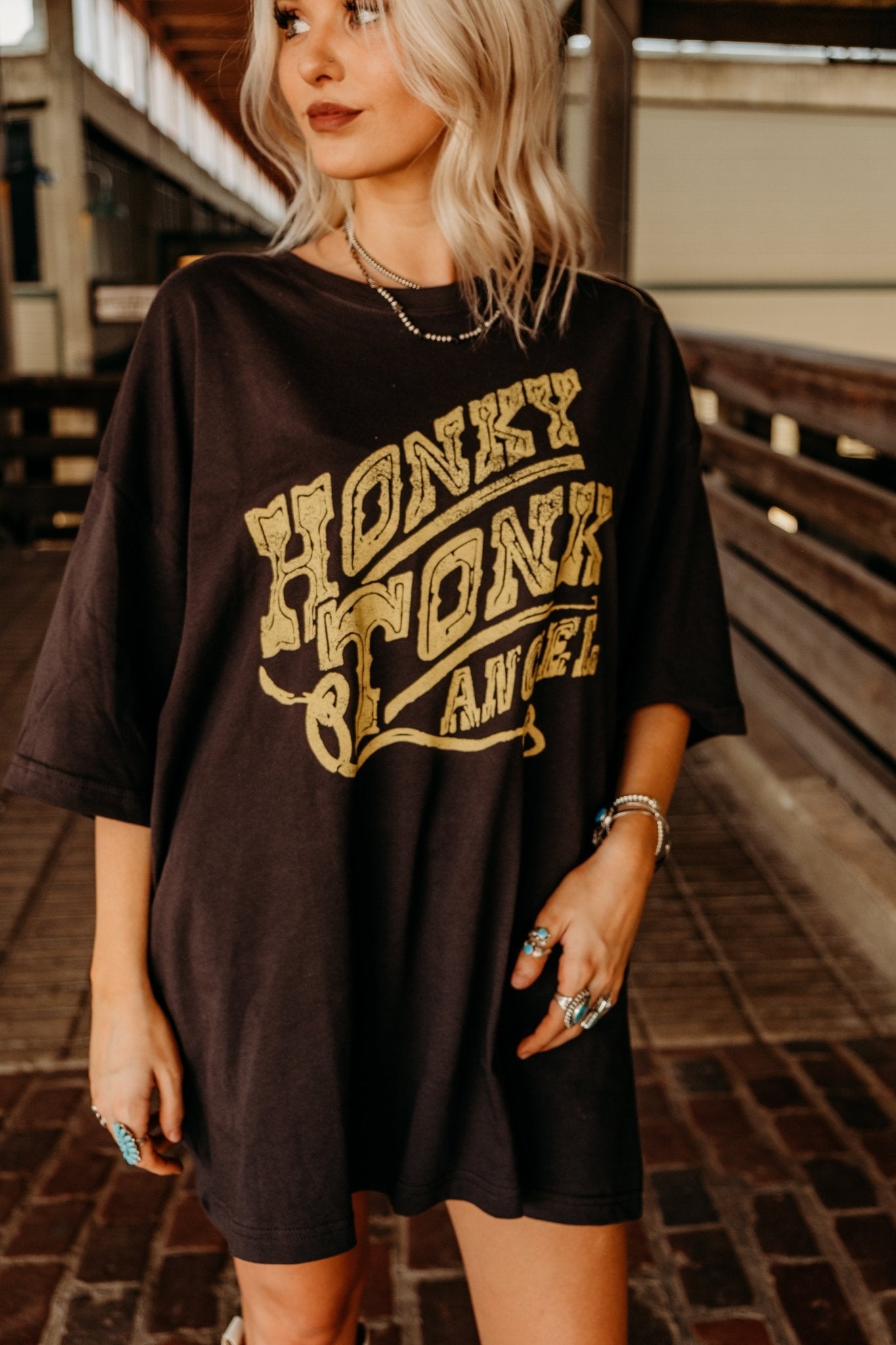 Oversized Honky Tonk Angel Graphic TeeBlackOS
