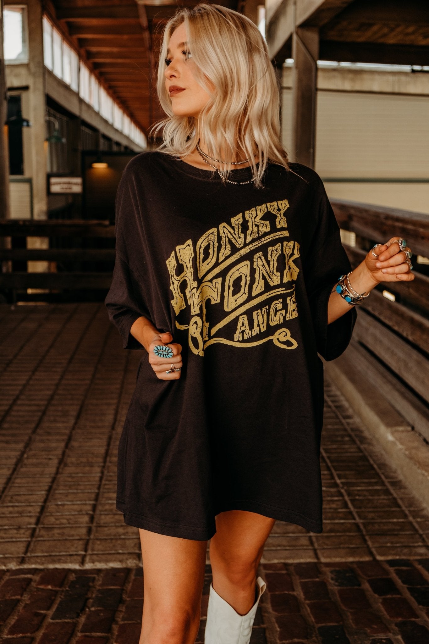 Oversized Honky Tonk Angel Graphic TeeBlackOS