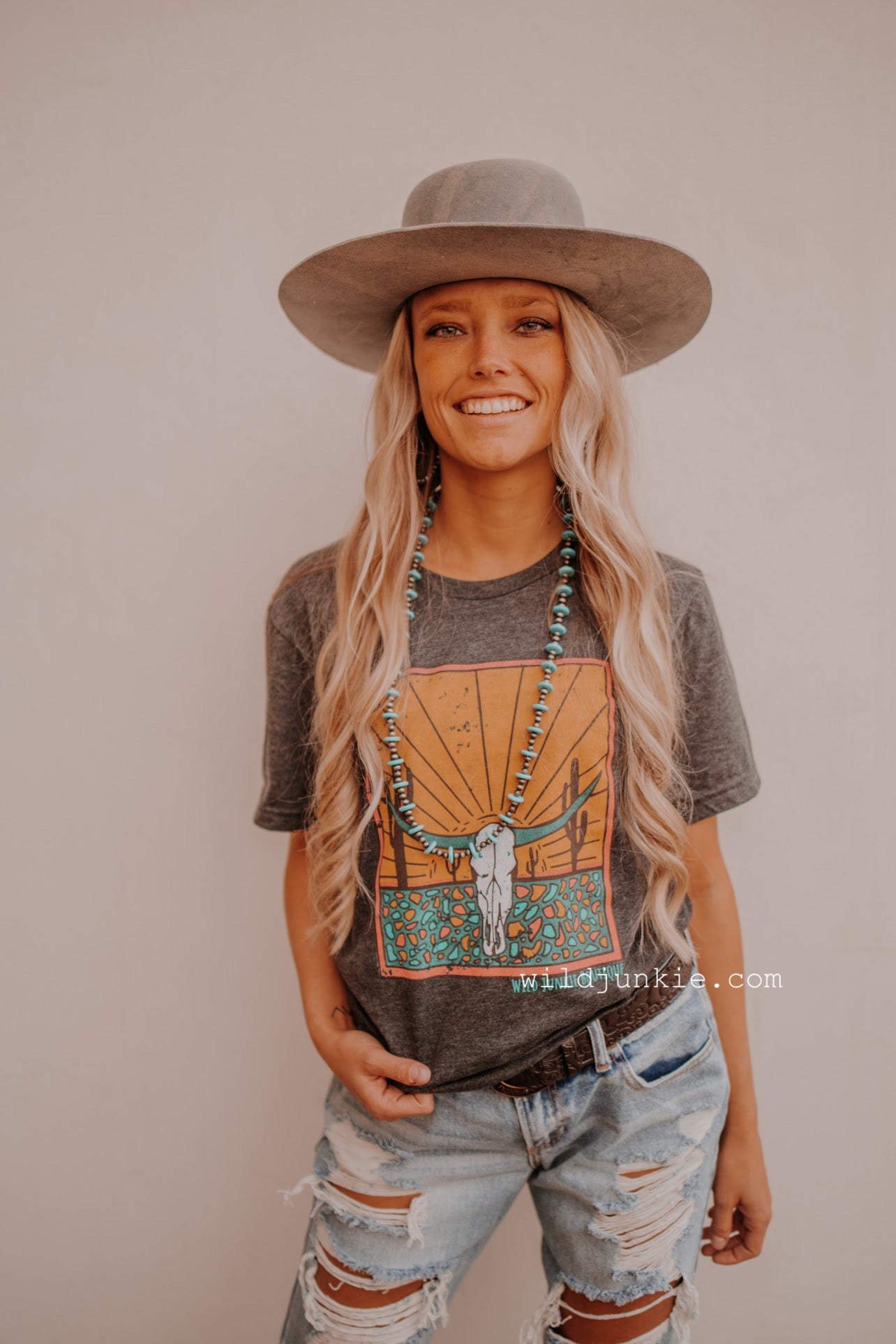 wholesale-927440.jpg?v=1709272766&width=5760