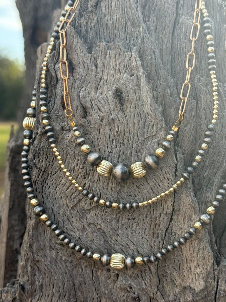 Two-Tone Corrugated Beaded Paperclip Chain Necklace