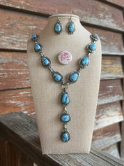 Golden Hills Lariat Necklace and Earring Set