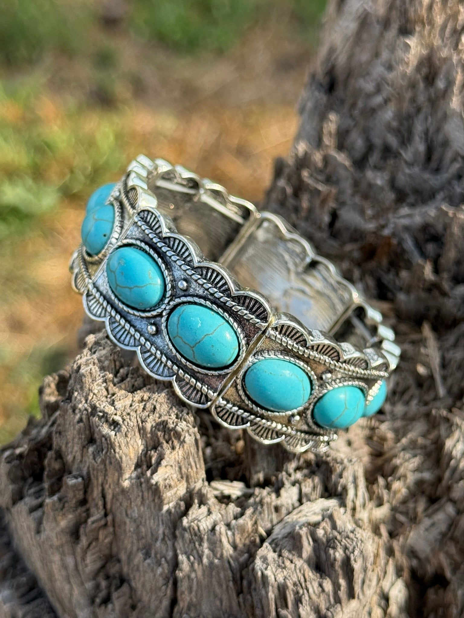 Western Turquoise Oval Stretch Bracelet
