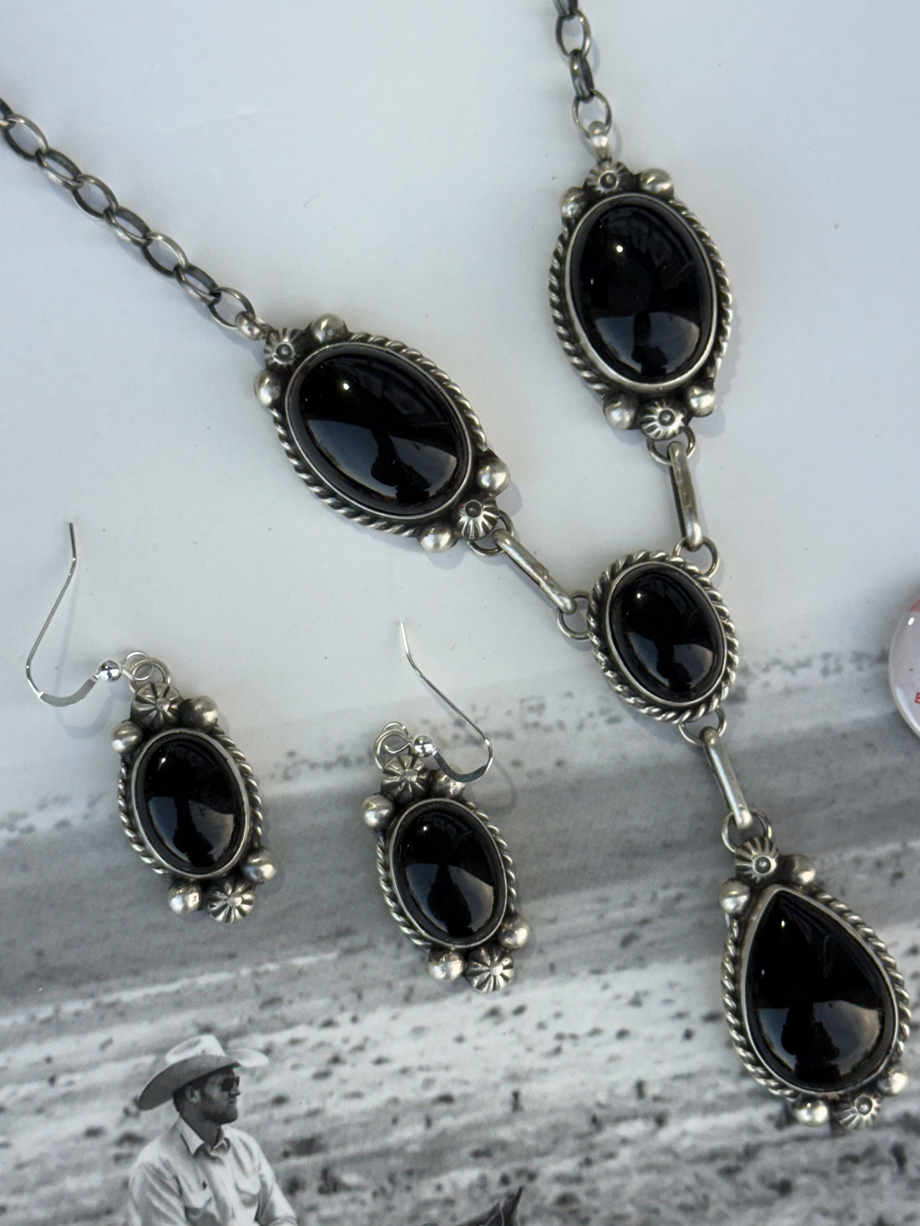 Black Onyx Lariat Necklace And Earrings Set
