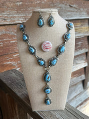 Golden Hills Lariat Necklace and Earring Set