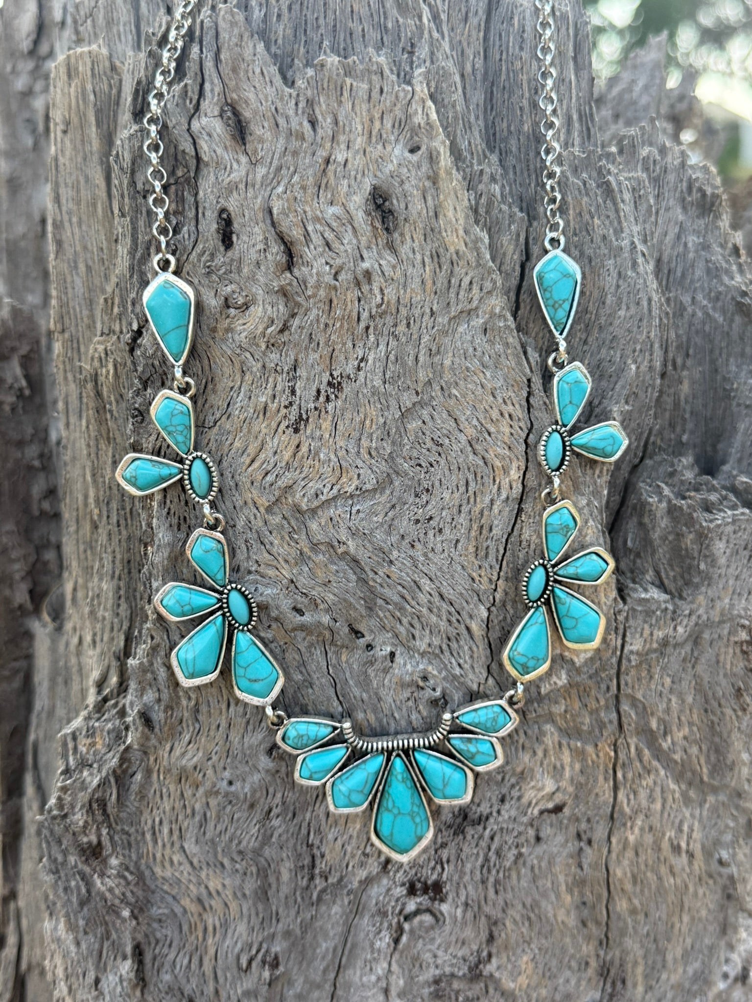 Western Turquoise Leaf Cluster Necklace