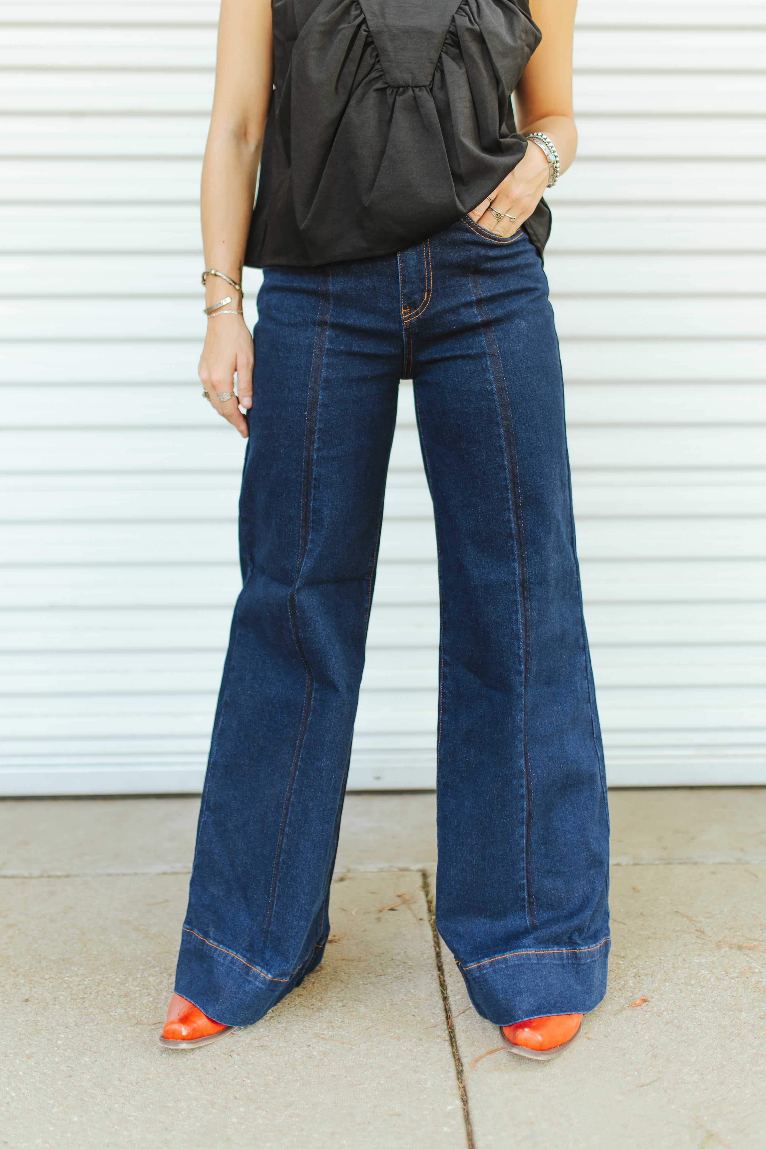 The Lulita Wide Leg Jeans