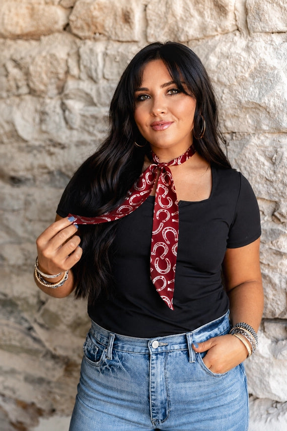 Horseshoe Trail Twilly Scarf - Maroon