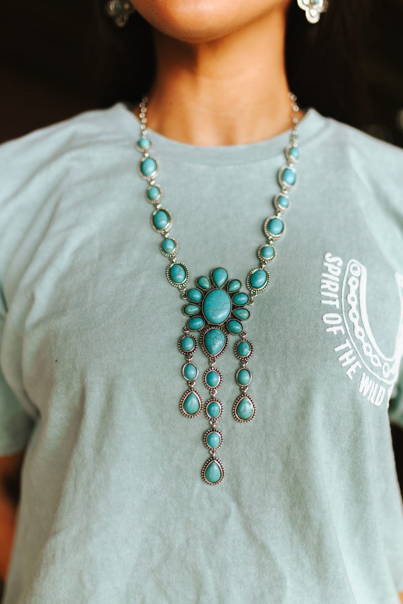 Arizona Sky Cluster Turquoise Lariat Necklace