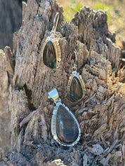 Blackjack Teardrop Jewelry Set