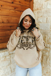 Camo Print Beer Season Graphic HoodieSandS