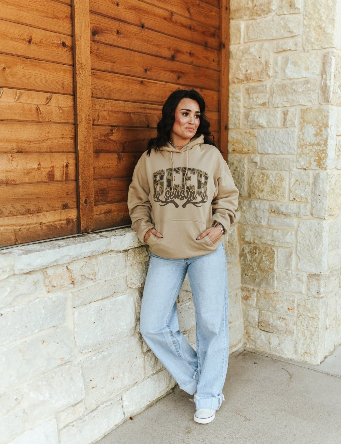 Camo Print Beer Season Graphic HoodieSandS