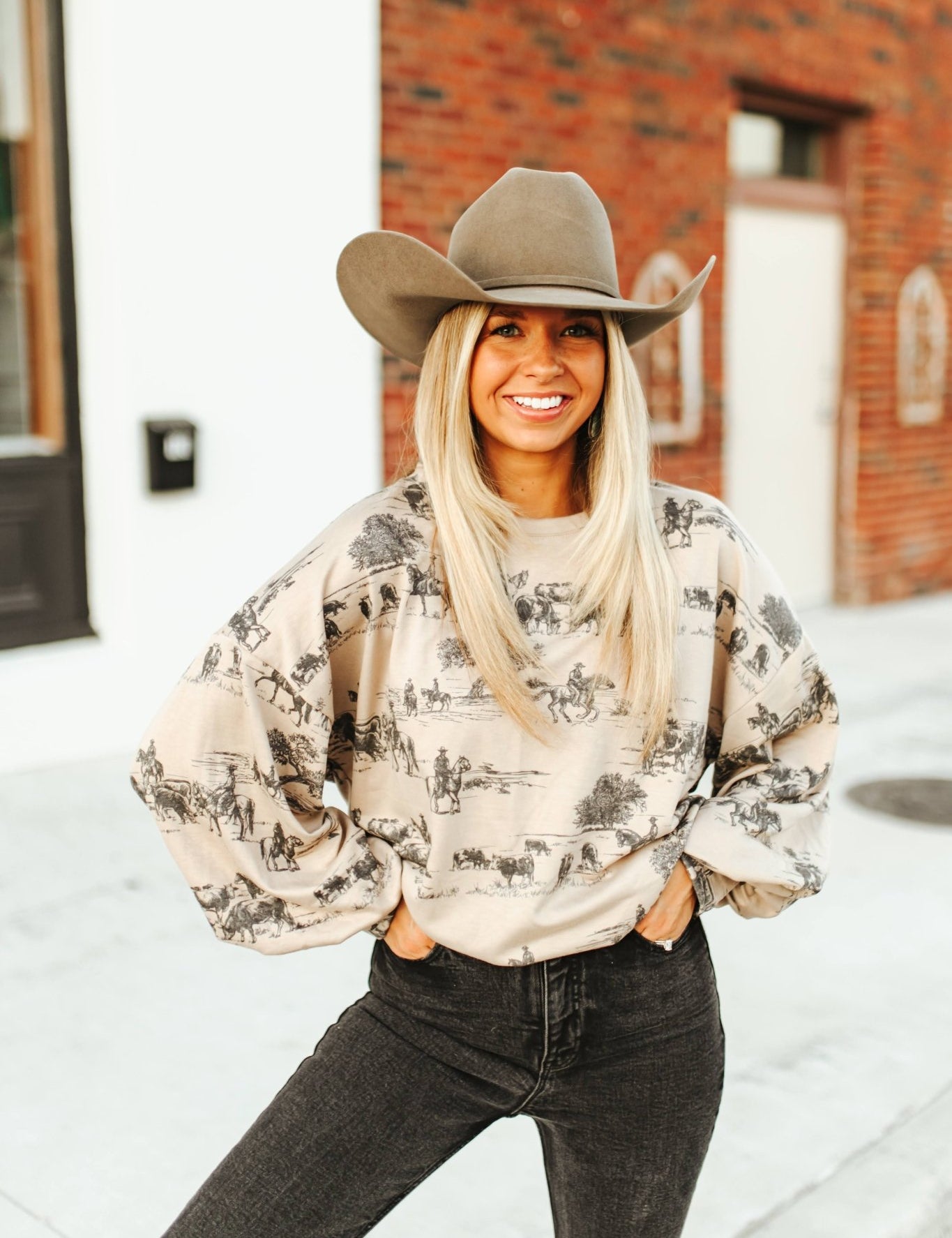 Cowboys & Cattle Graphic SweatshirtS