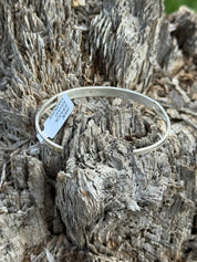 Dainty Spiny Oyster Inlay Cuff