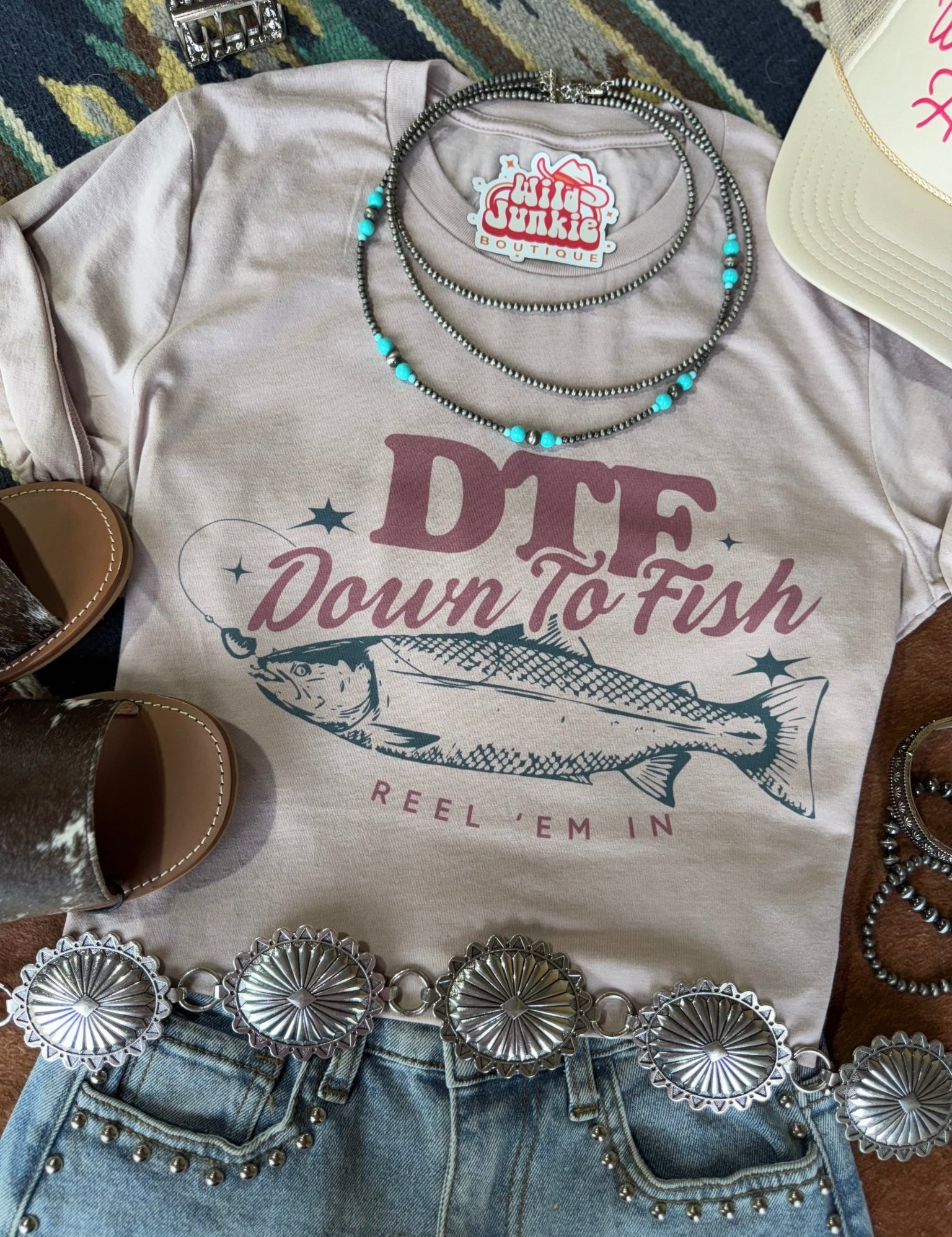Down To Fish Graphic TeePink GravelS