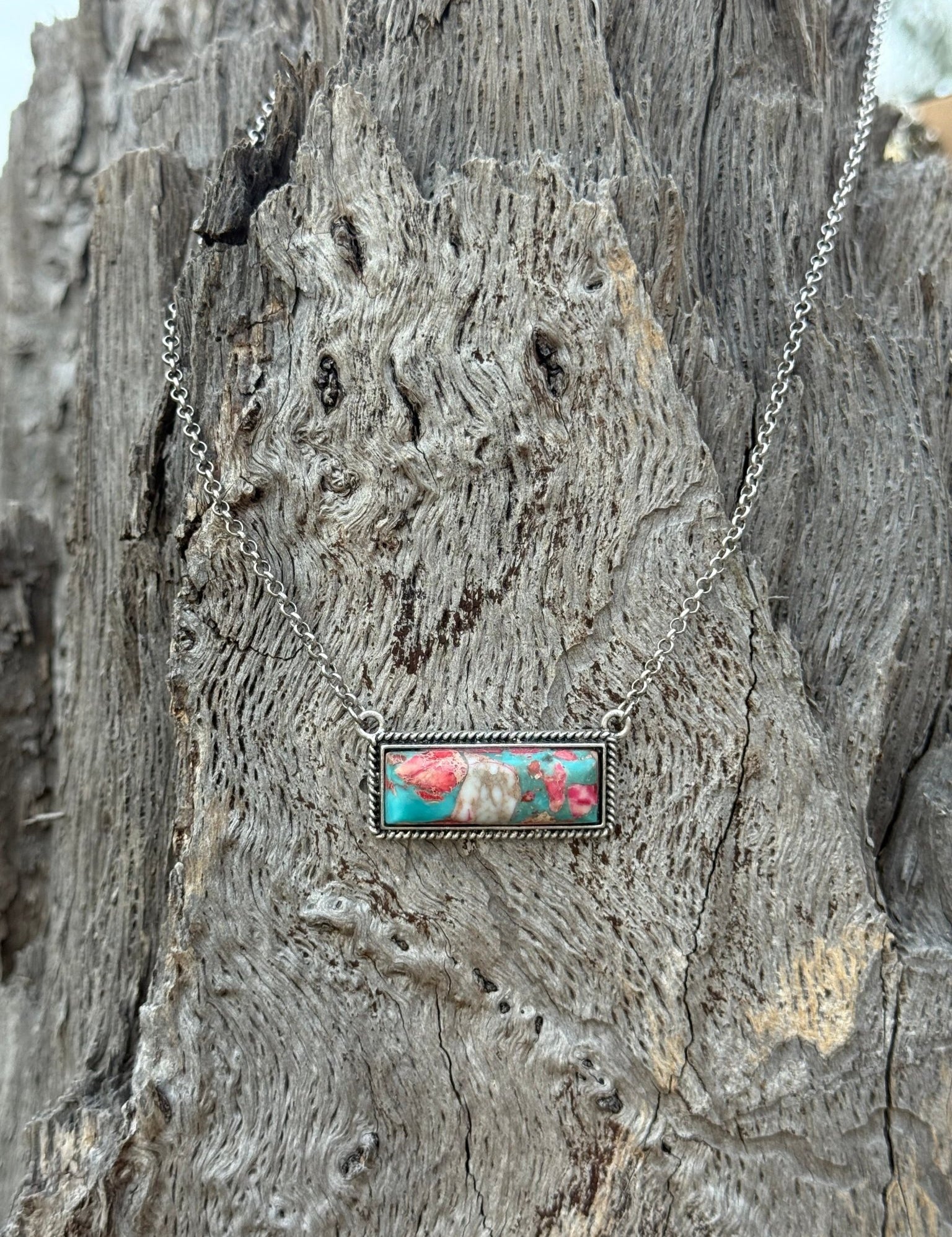 Faux Dahlia Bar Necklace