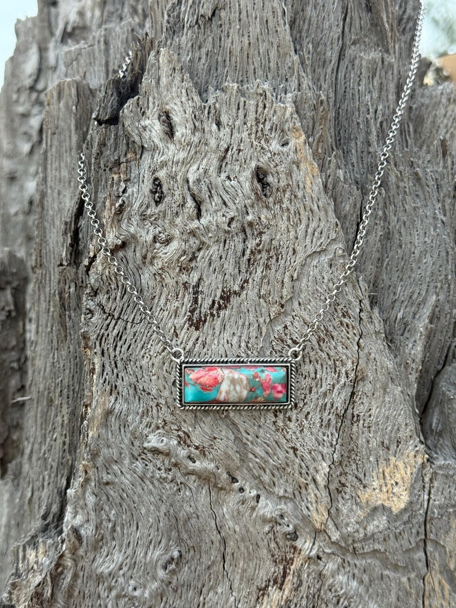 Faux Dahlia Bar Necklace