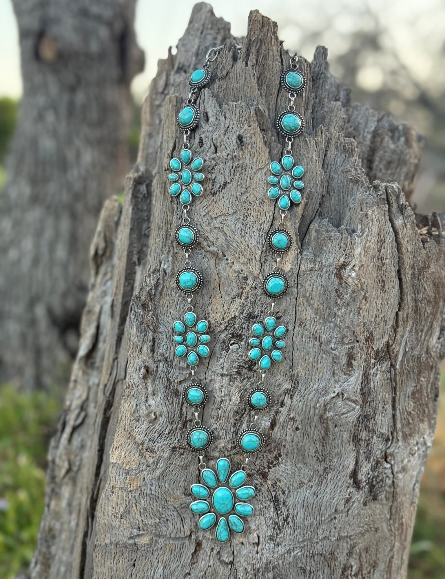 Floral Cluster Turquoise Necklace