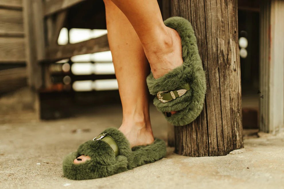 Fuzzy Buckle Slides - OliveS - 5/6