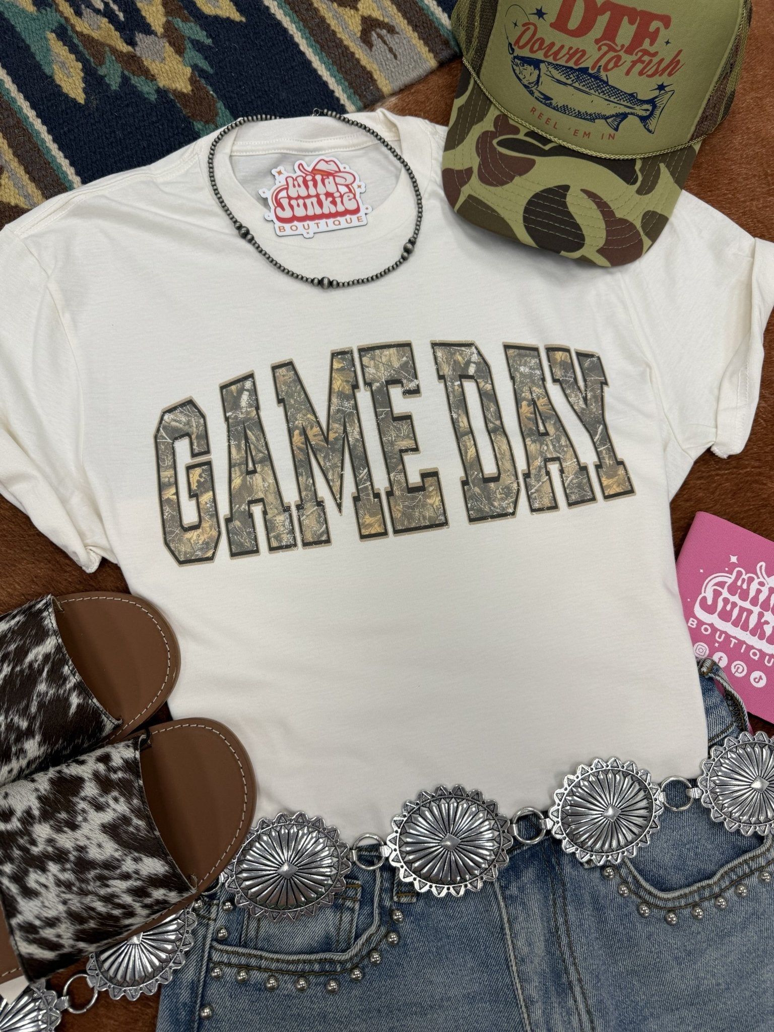 Gameday Graphic TeeNaturalS