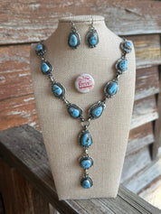 Golden Hills Lariat Necklace and Earring Set