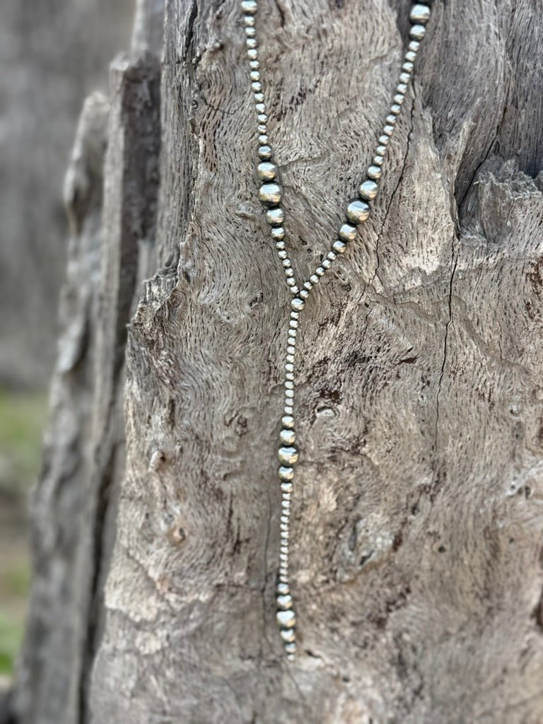 Graduated Hematite Pearl Lariat Necklace