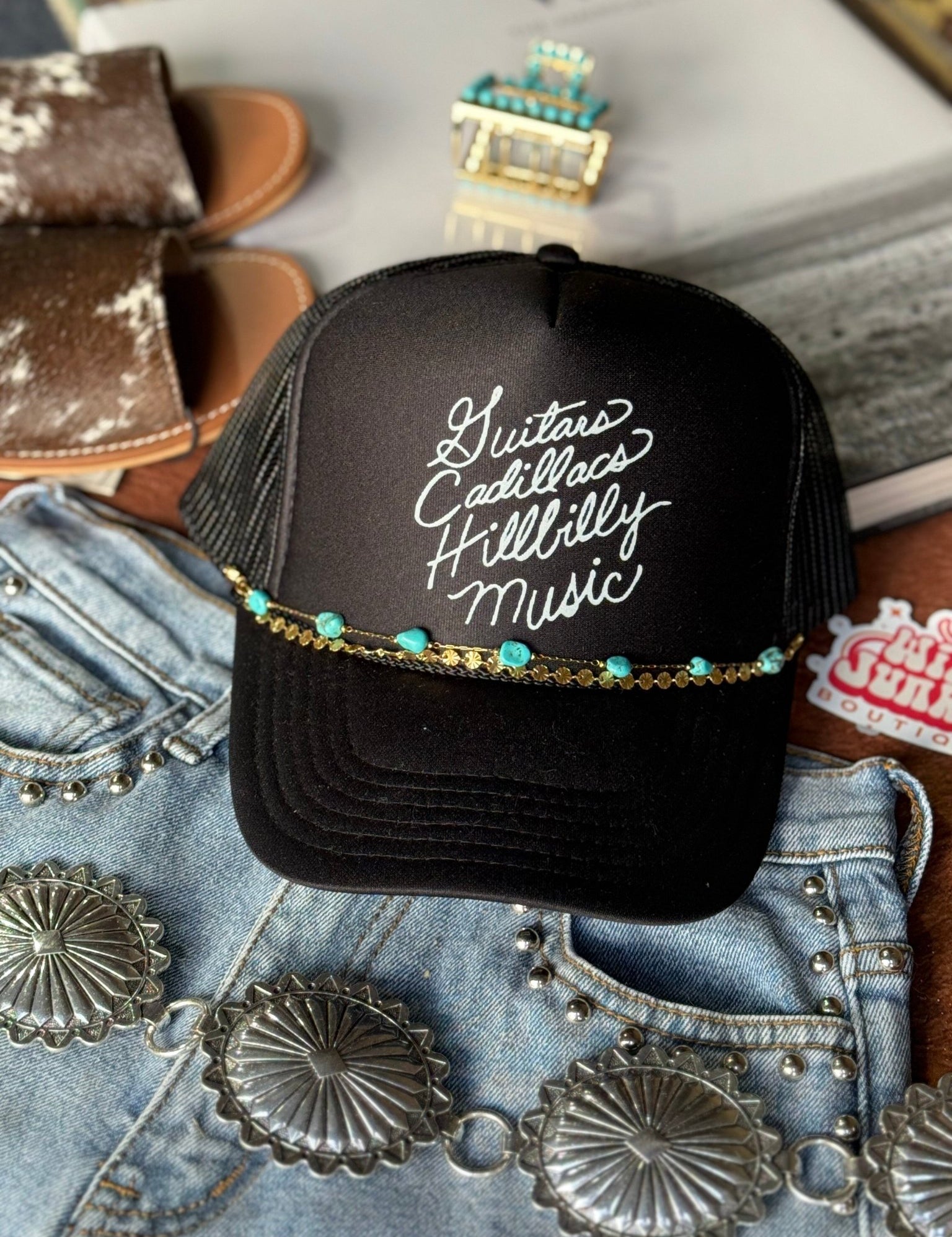Guitars Cadillas Trucker HatBlack