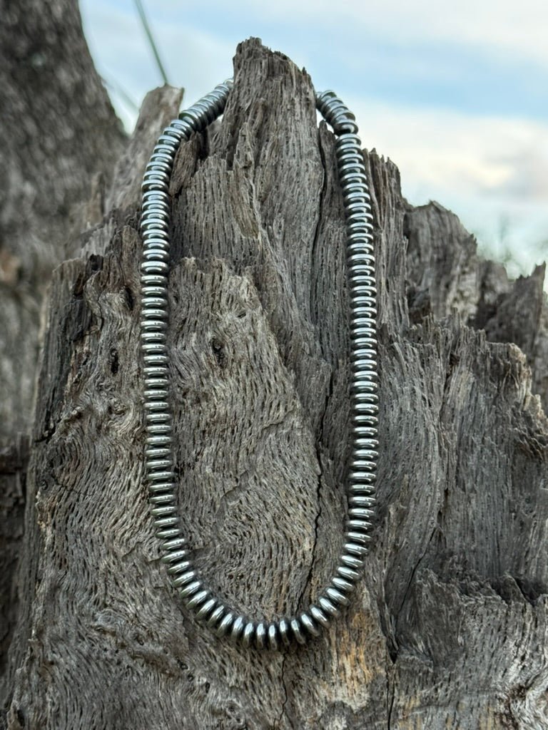 Hematite Ridge Saucer Beaded Choker