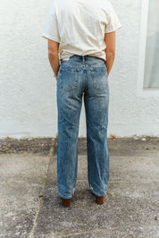 High-Rise Criss Cross Straight Distressed Jeans1
