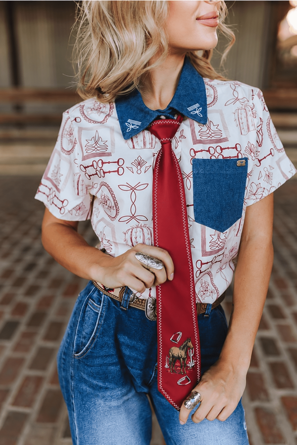 Horse Buckstitch Western Tie