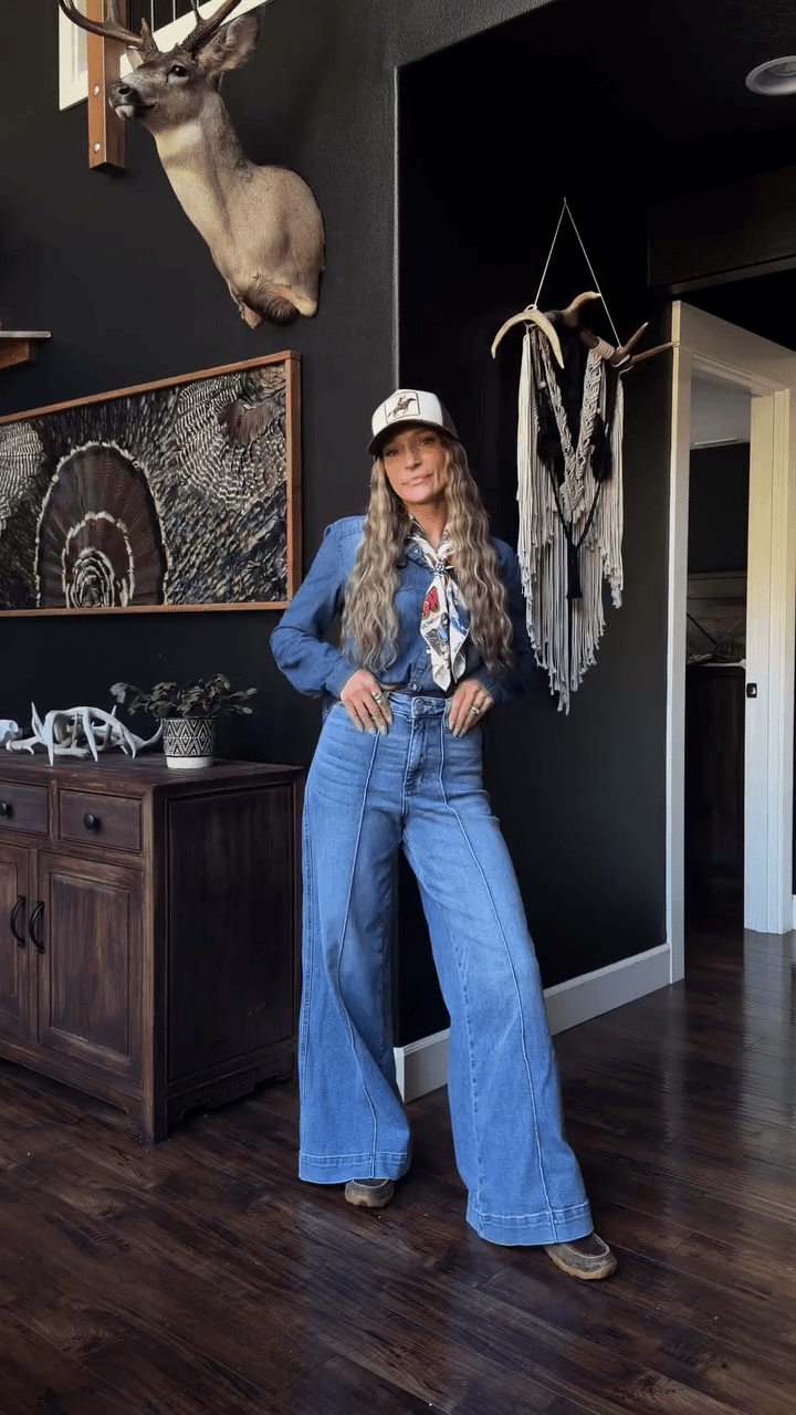 Judy Blue Seamed High-Rise Wide Leg Jeans0(24)