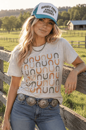 Lucky Trails Horseshoe Graphic TeeHeather OatmealS