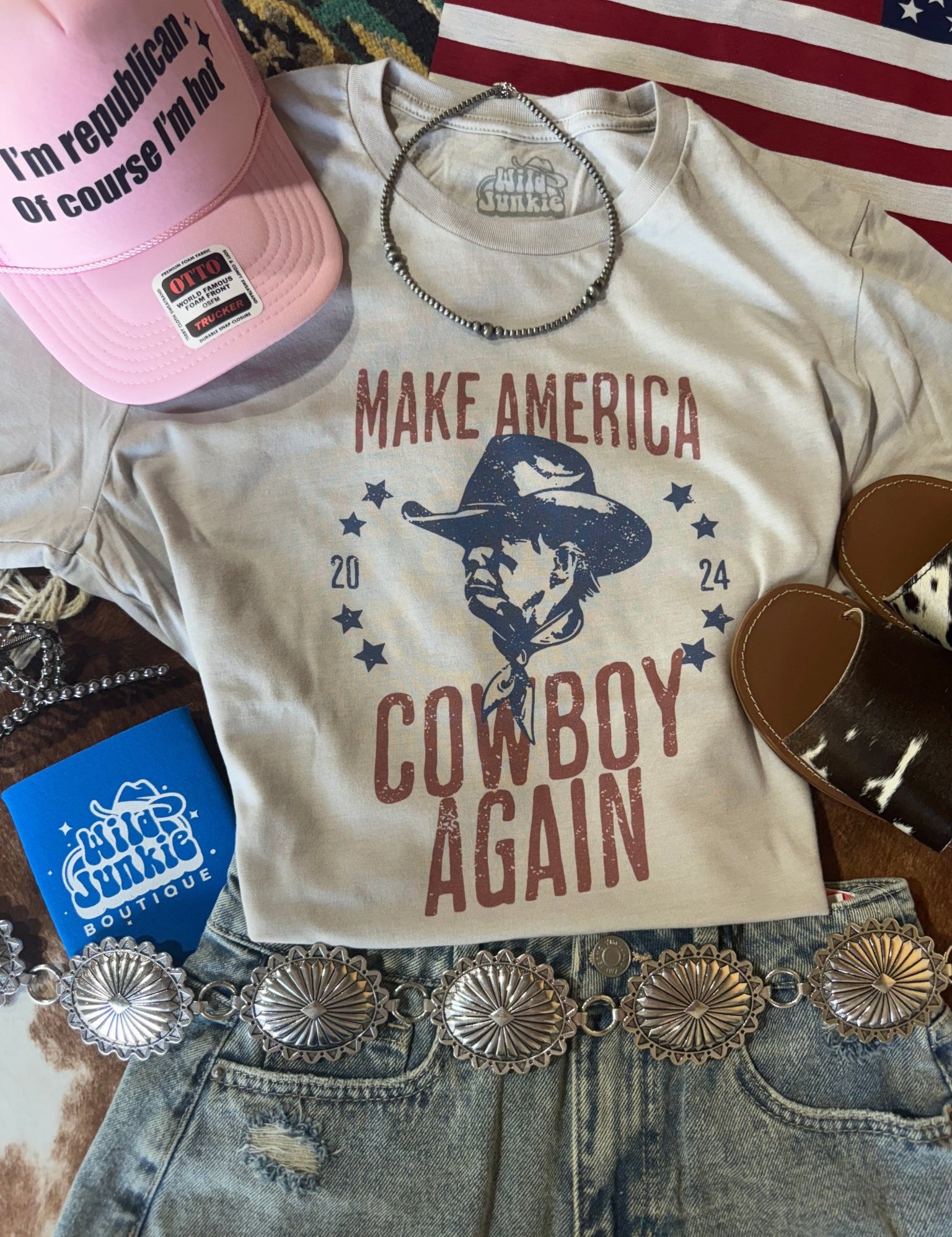 Make America Cowboy Again Trump 2024 Graphic TeeCool GreyiS