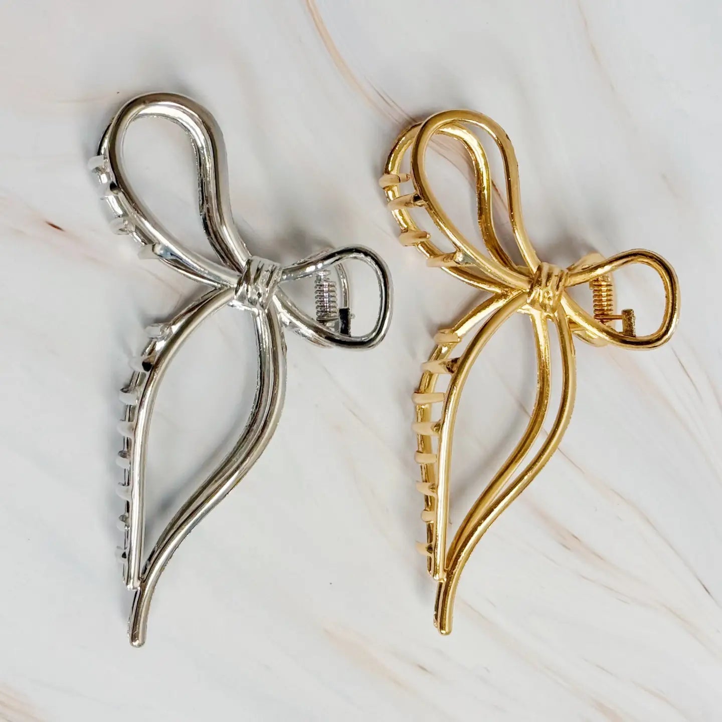 Metal Bow Hair ClawSilver