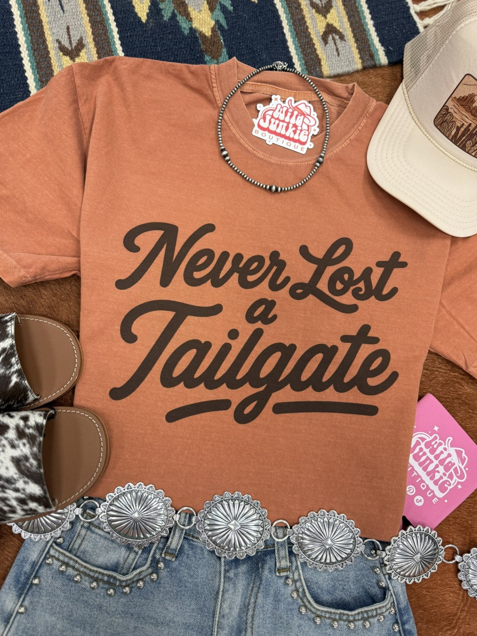 Never Lost A Tailgate Graphic TeeYamS