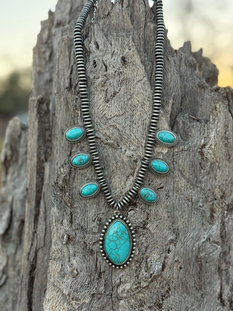 Oval Turquoise Pearl Necklace