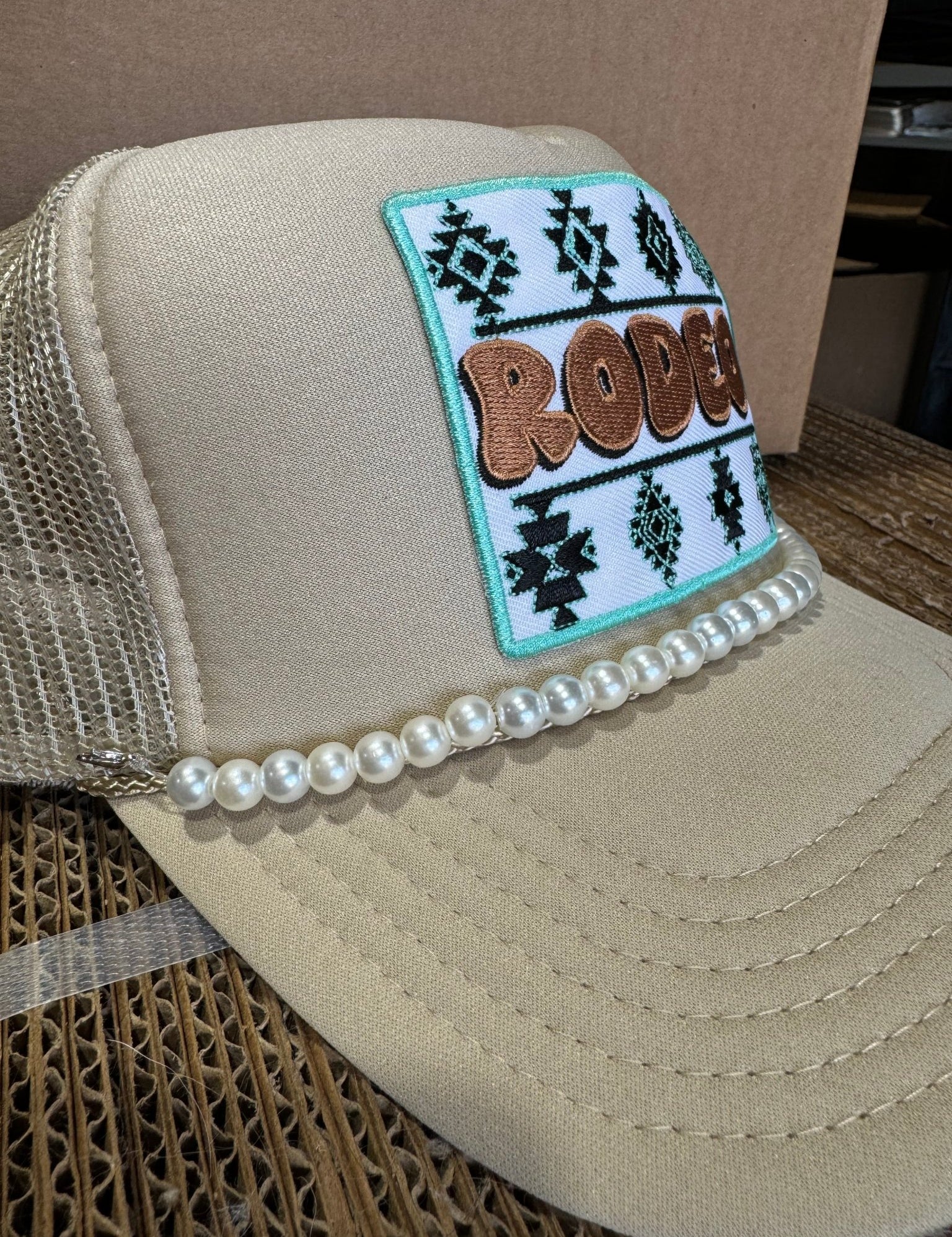 Pearl String Trucker Hat Chain