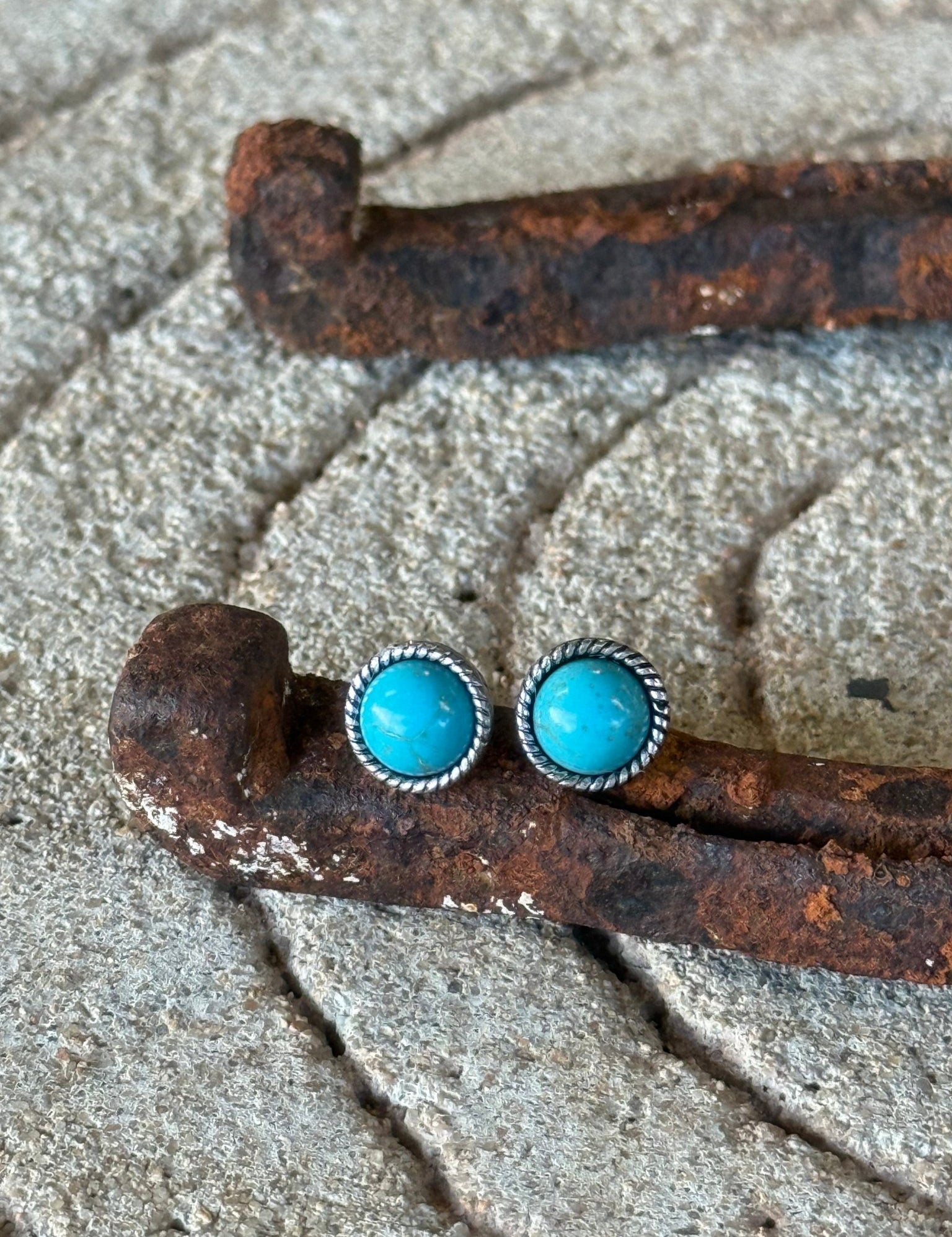 Round Rope Turquoise Stud Earring