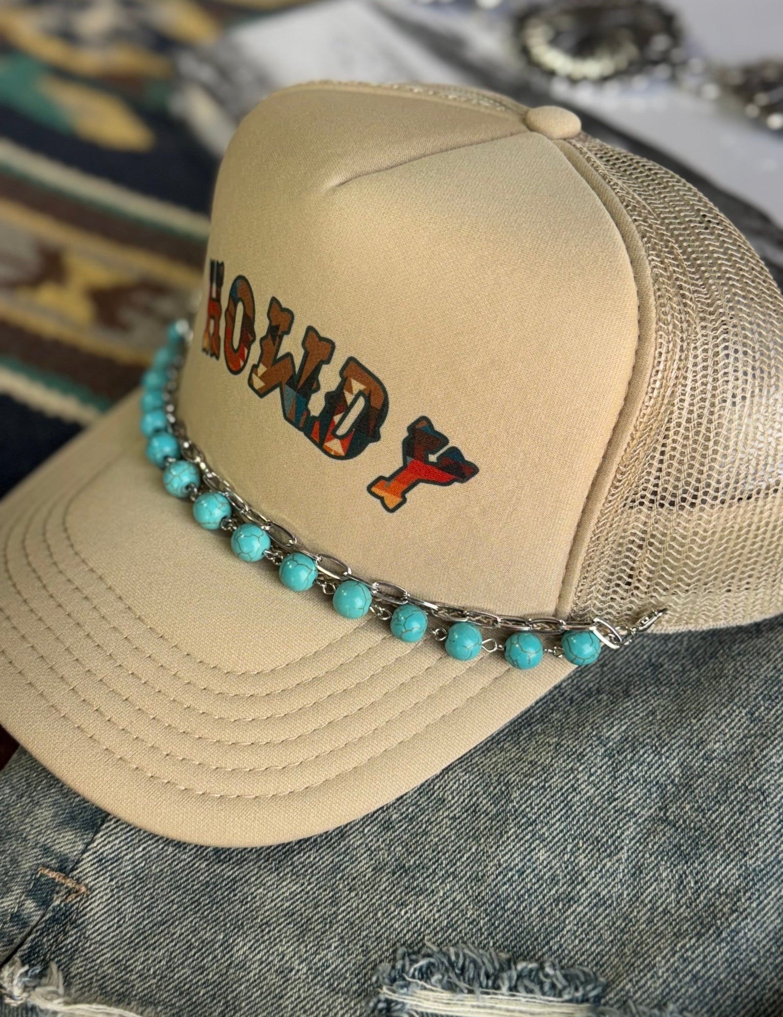 Round Turquoise and Links Trucker Hat Chain