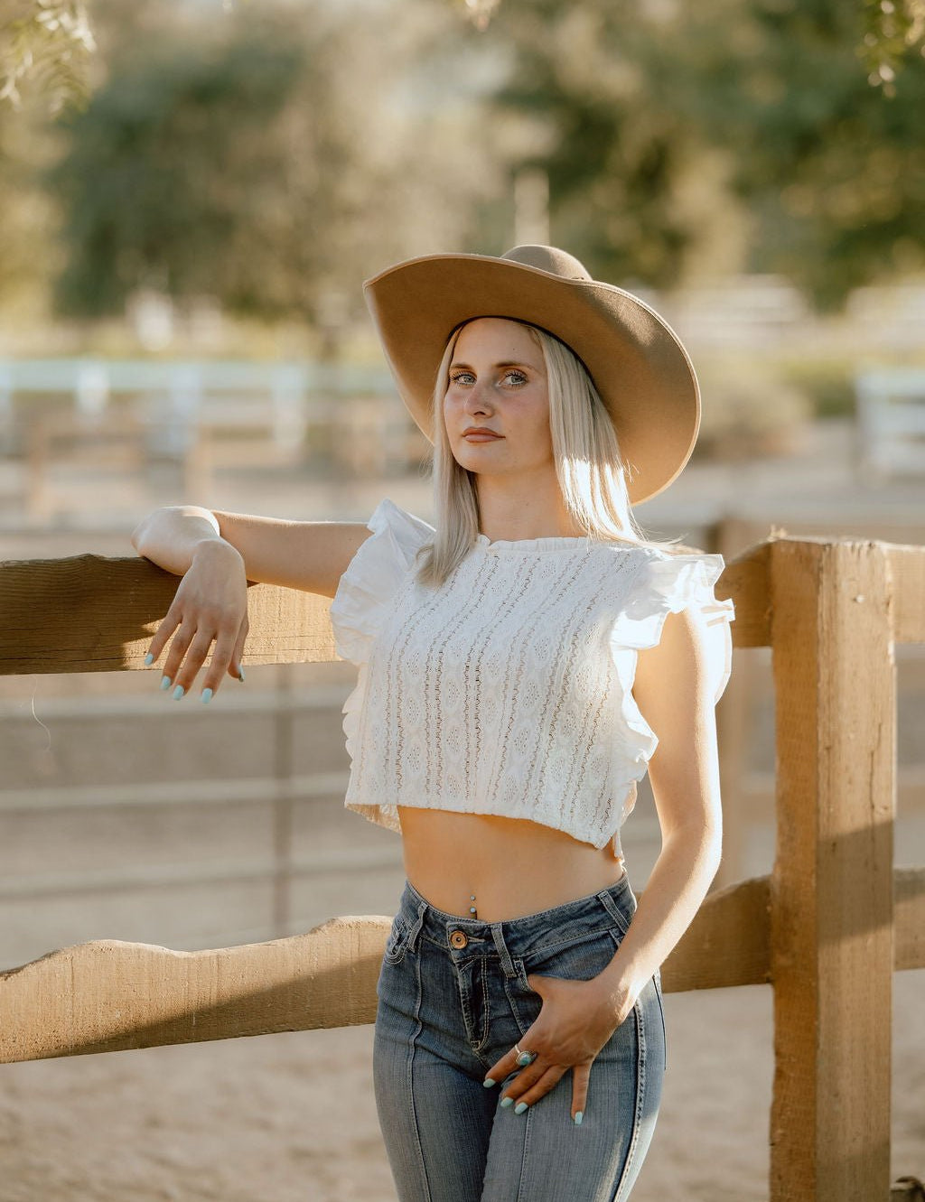 Ruffle Sleeve Lace Crop TopS