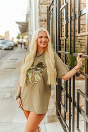Sequin Camo Bow Graphic TeeOlive GreenS