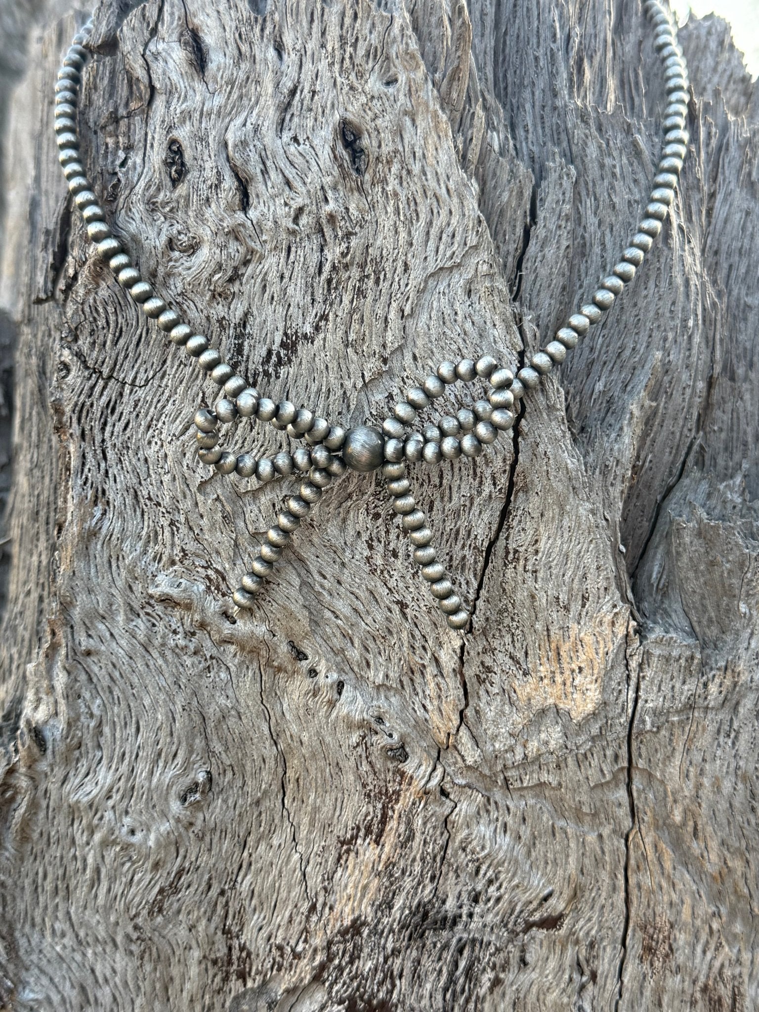 Silver Beads Bow Necklace