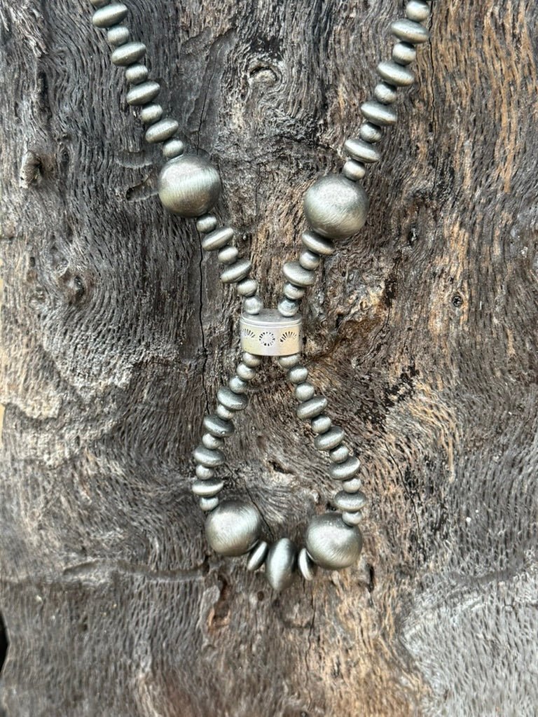 Silver Mesa Pearl Lariat Necklace