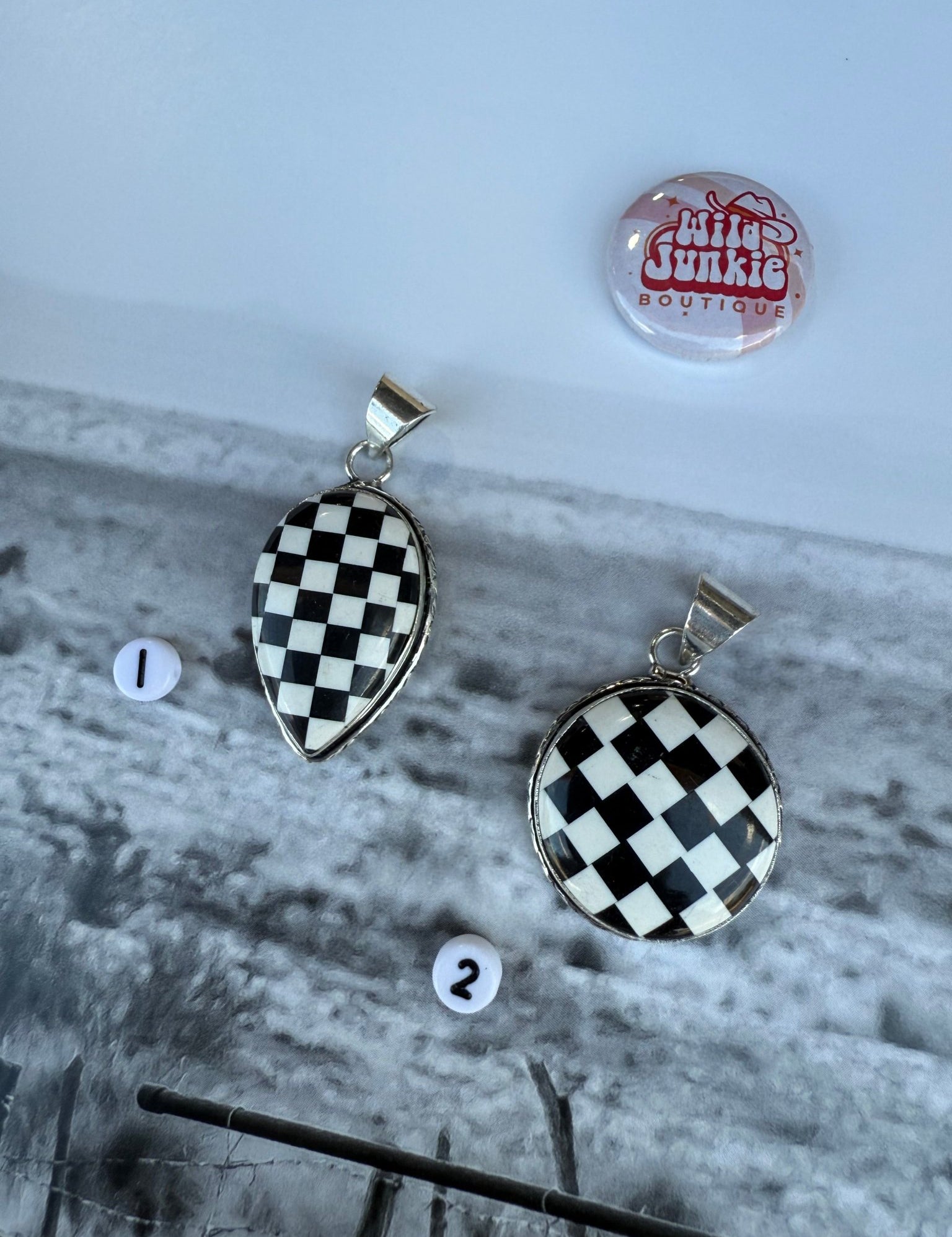 Silver Plated Checkered Pendant1