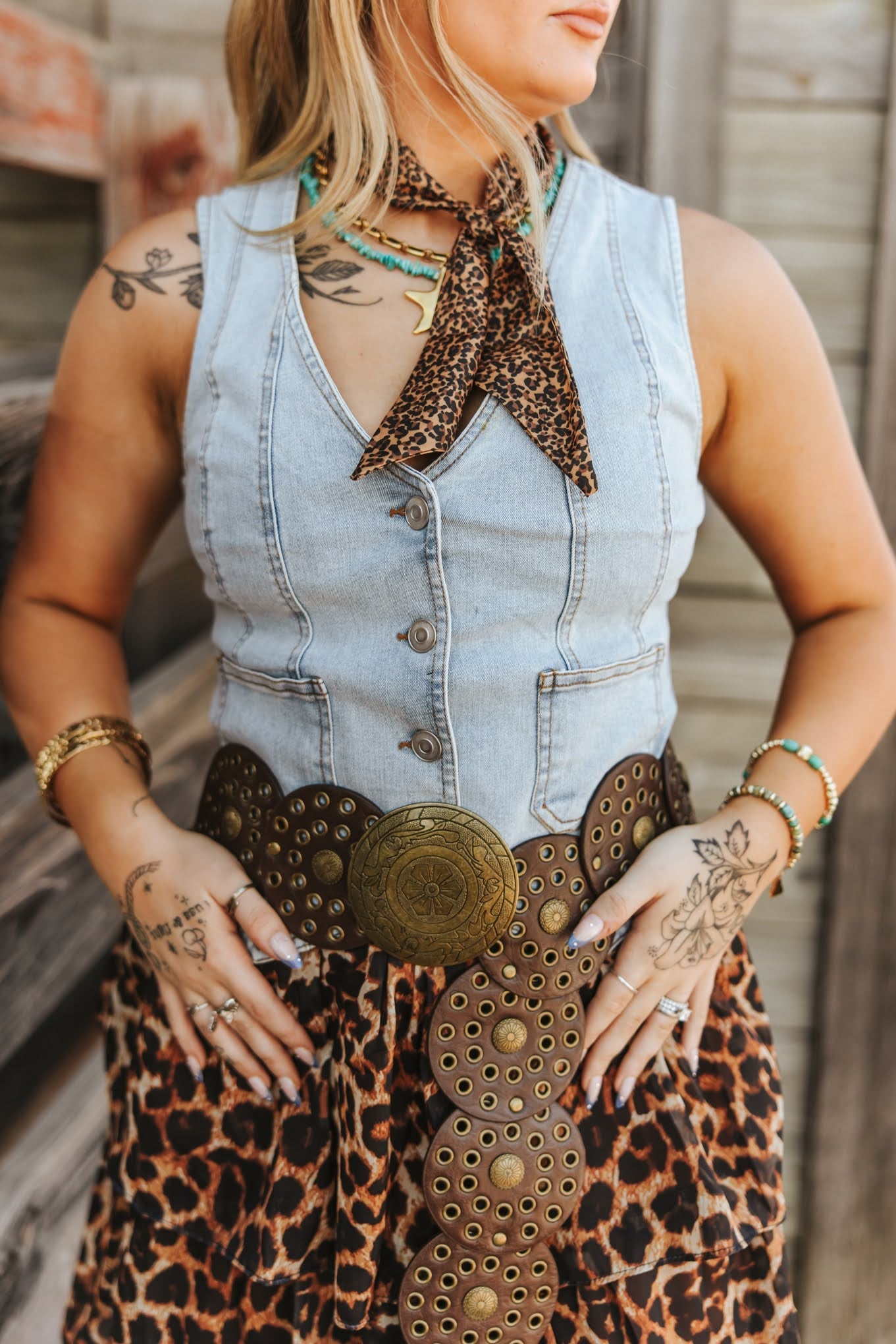 Sleeveless Button Down V - Neck Denim VestS