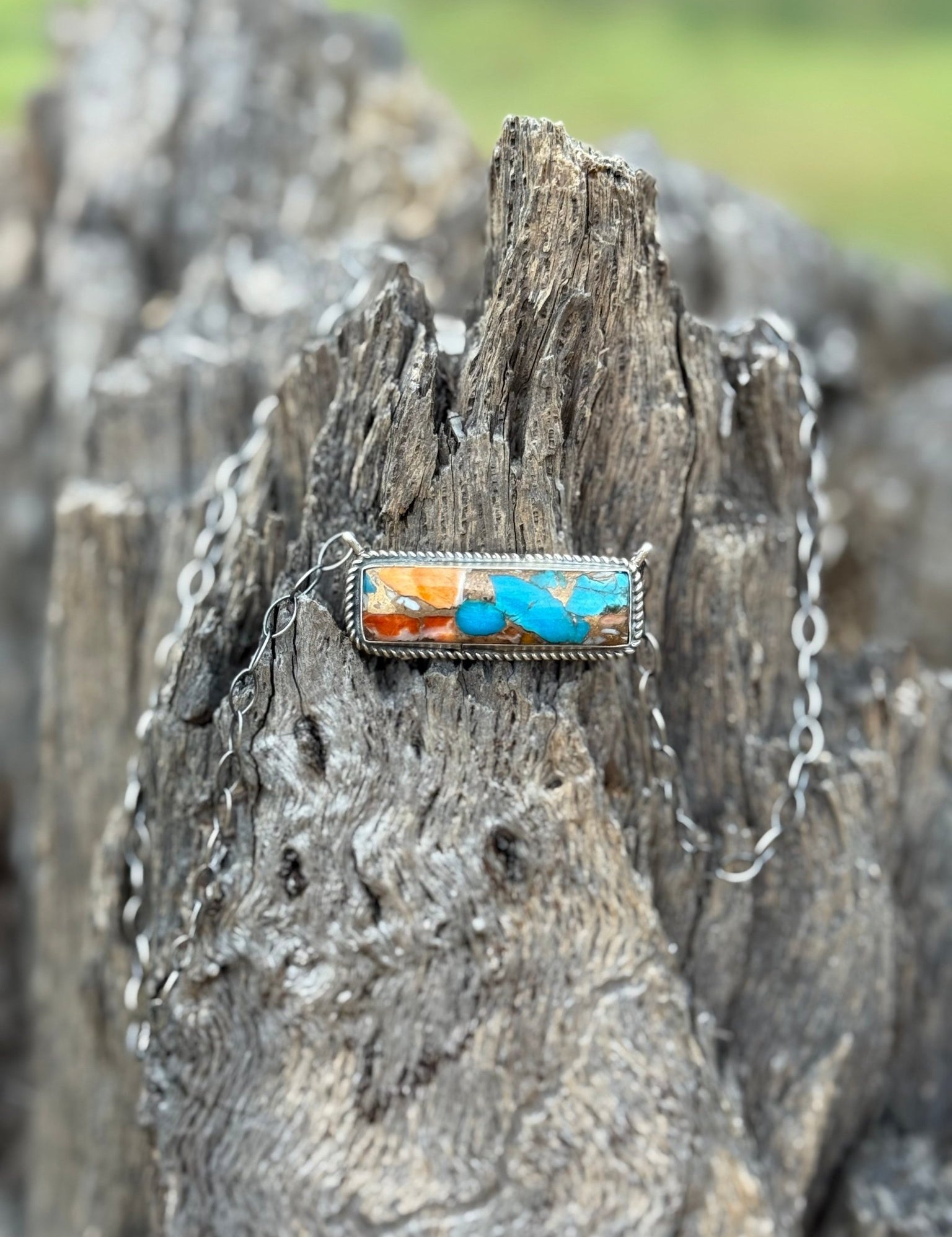 Spiny Oyster Turquoise Bar Necklace