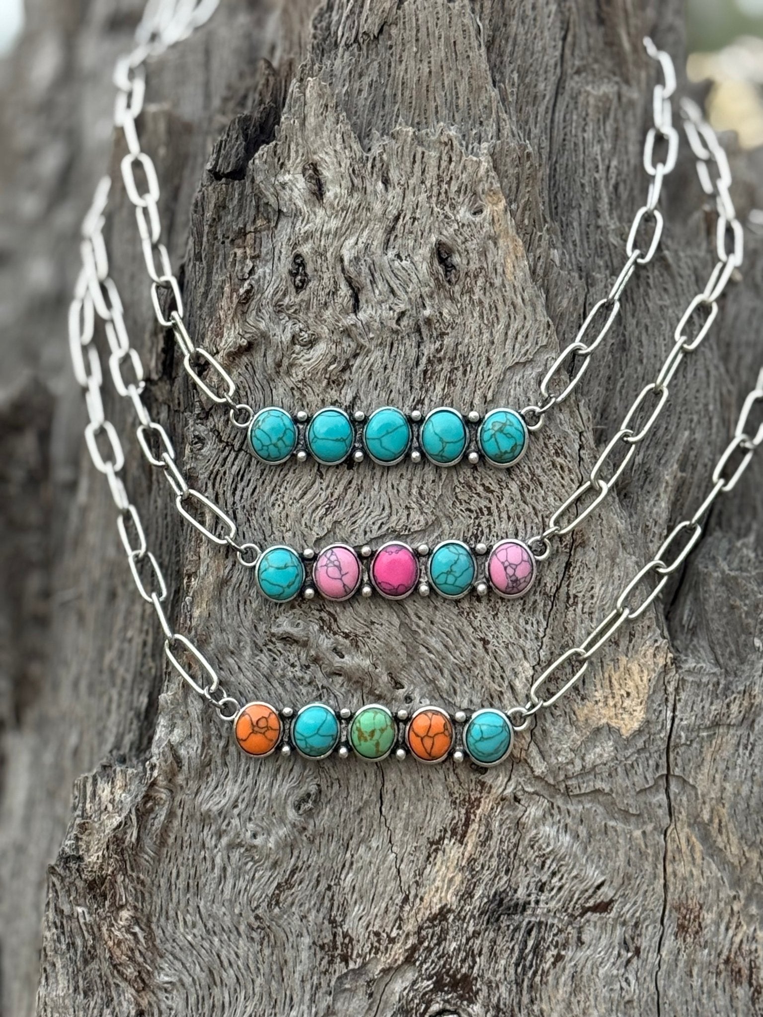 Spiny Oyster Turquoise Stones Bar Necklace
